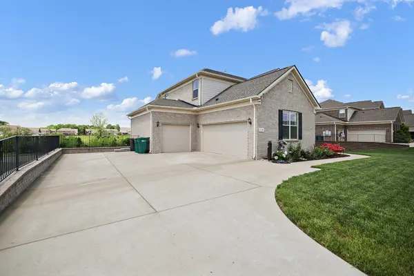 1108 Brixworth Dr, Spring Hill, TN 37174