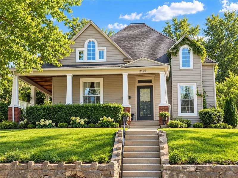 2426 Lafayette ST, St Joseph, MO 64507