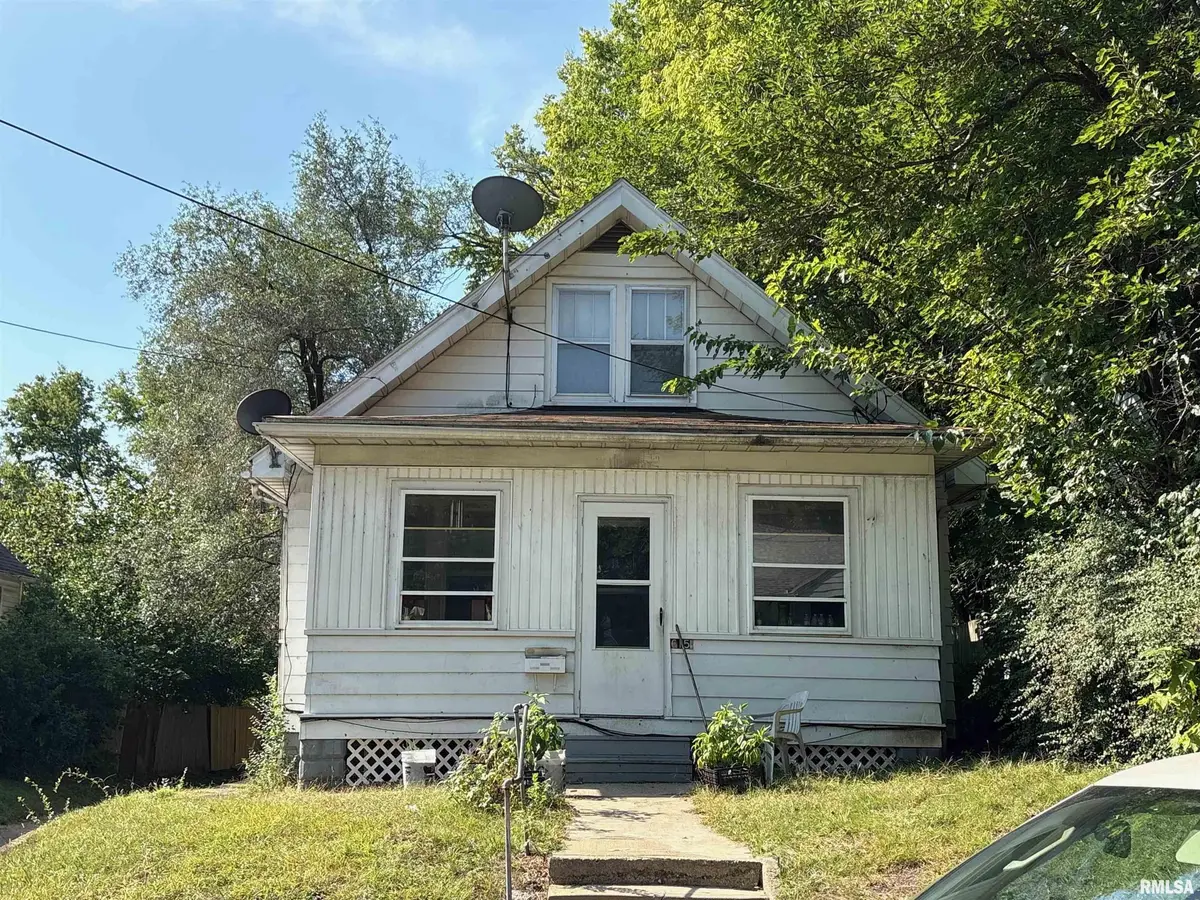615 ALEXANDER AVE, Peoria, IL 61603