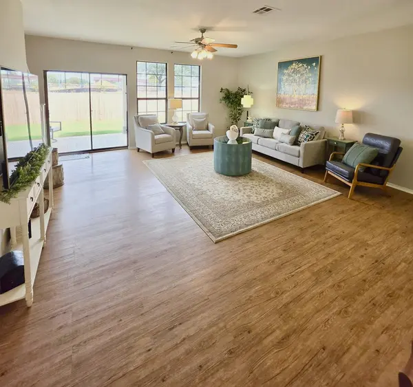 1660 Bayland ST, Round Rock, TX 78664