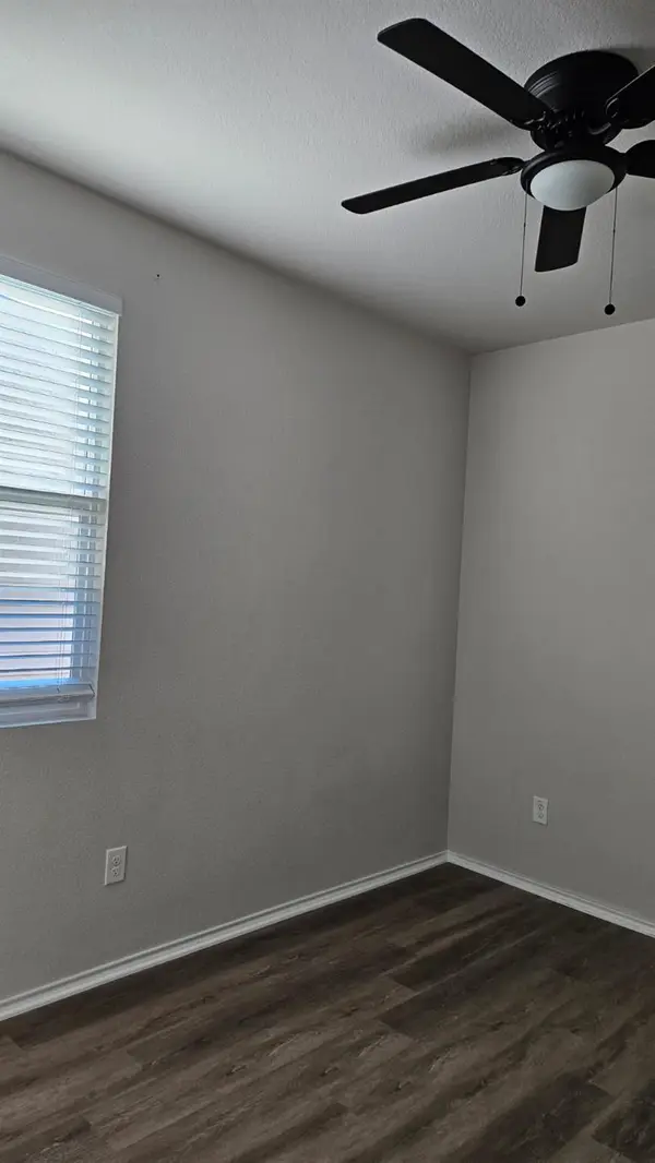 3704 Conyers LN, Austin, TX 78725