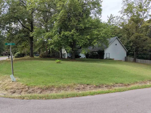 11124 Bayer CT, Evansville, IN 47712