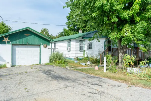 501 E Culver RD, Knox, IN 46534