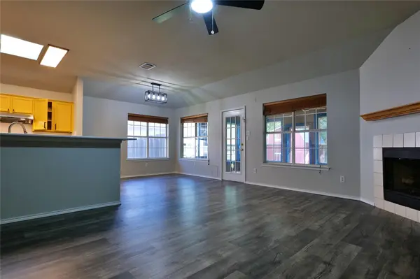 615 Blue Oak CIR, Cedar Park, TX 78613