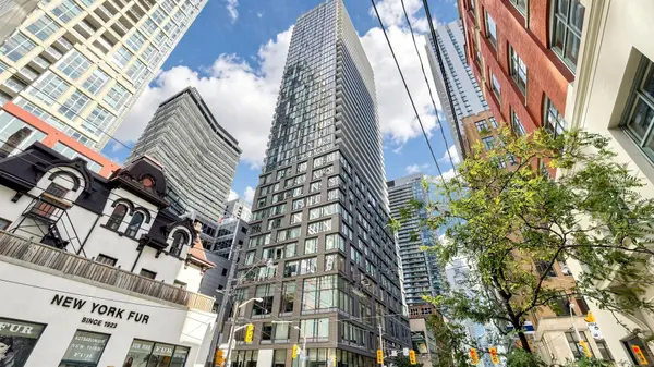 101 Peter ST #2503, Toronto C01, ON M5V 0G6