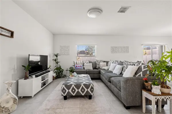 6824 PERCH HAMMOCK LOOP, Groveland, FL 34736