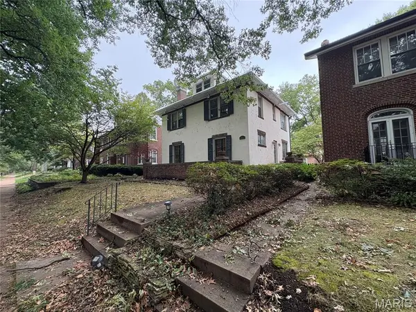 6627 Pershing AVE, St Louis, MO 63130