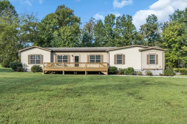 311 Cyril Wiser Rd, Manchester, TN 37355