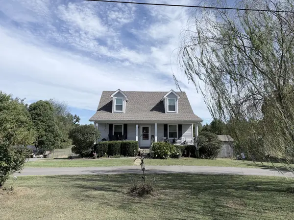 2671 Holt Ln, Clarksville, TN 37043