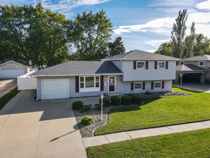 55 Emery DR, Bourbonnais, IL 60914