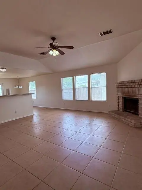 710 Eaglecreek DR, Leander, TX 78641