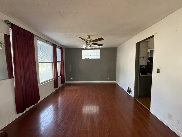 930 W Park AVE, Joliet, IL 60436