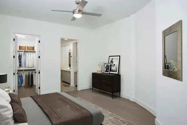 1515 Austin Street #1-1004, Houston, TX 77002