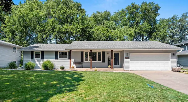 1254 APRIL LN, Green Bay, WI 54304