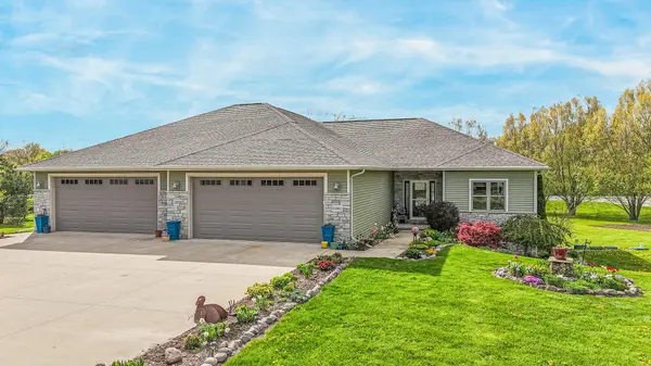 N2887 EVERGREEN LN, Freedom, WI 54913