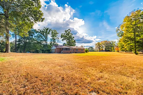 4762 Metro 41A Hwy, Normandy, TN 37360