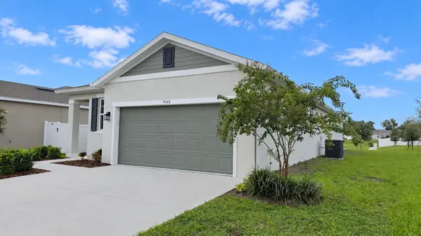 932 BLUE CREEK DR, Haines City, FL 33844
