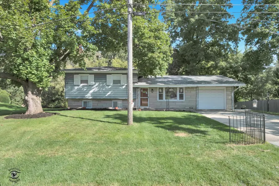 509 Old Hickory RD, New Lenox, IL 60451