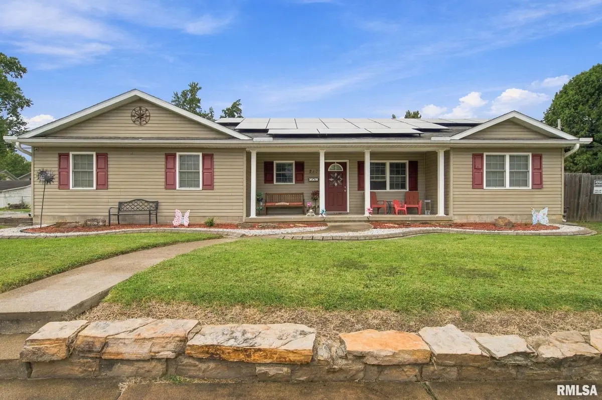 217 N 21ST ST, Herrin, IL 62948