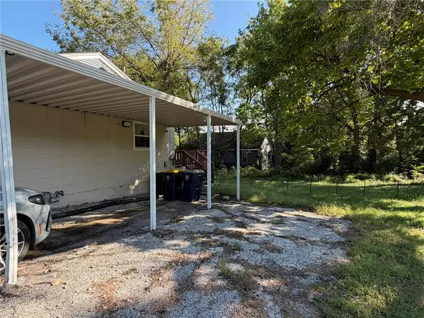 7200 Indiana AVE, Kansas City, MO 64132