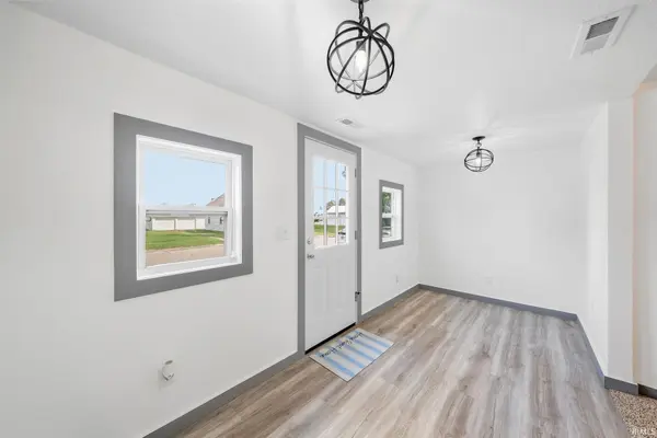 307 E Covell ST, Garrett, IN 46738