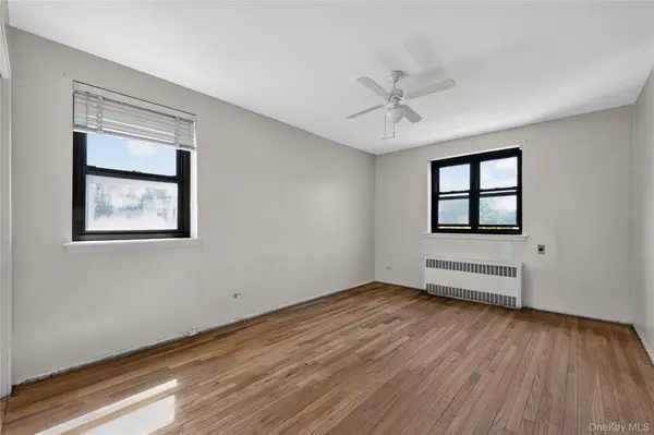 87-19 204th street #A61, Hollis Hills, NY 11423