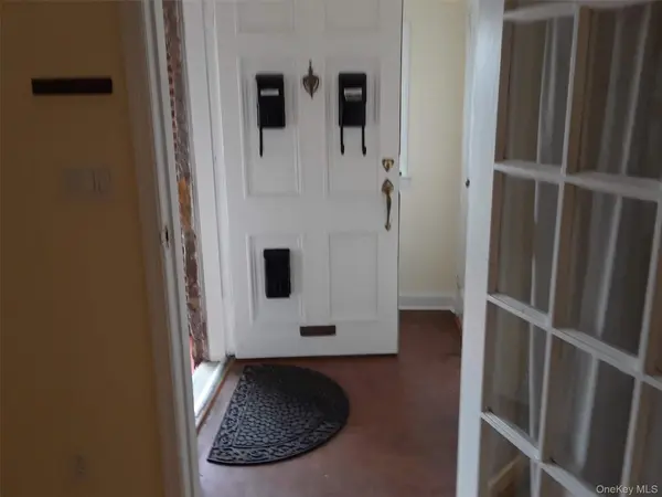 29 N Long Beach RD #1, Rockville Centre, NY 11570