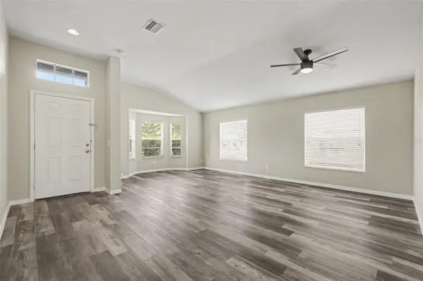 4204 MORNING BREEZE CT, Tampa, FL 33619