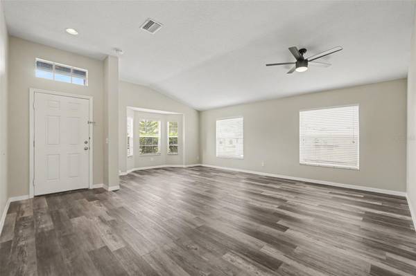 4204 MORNING BREEZE CT, Tampa, FL 33619