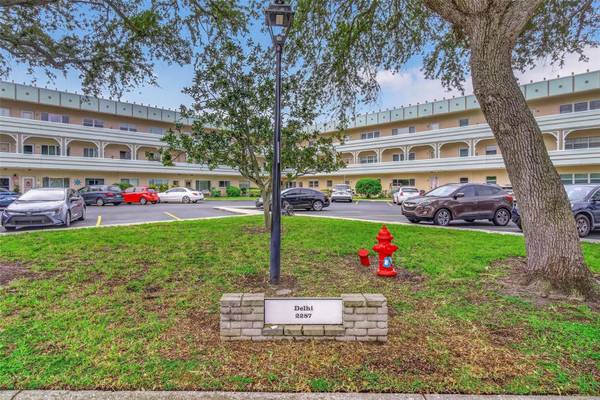 2287 PHILIPPINE DR #9, Clearwater, FL 33763