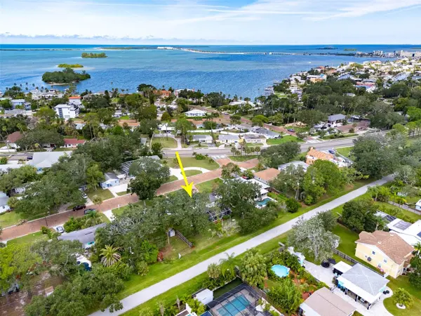 1843 PASADENA DR, Dunedin, FL 34698