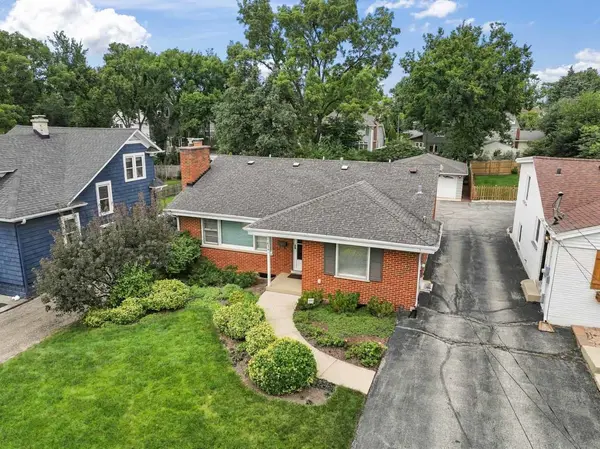 436 Turner AVE, Glen Ellyn, IL 60137