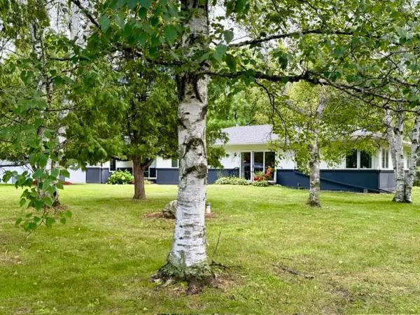 1329 Isleview RD, Grand Rapids, MN 55744