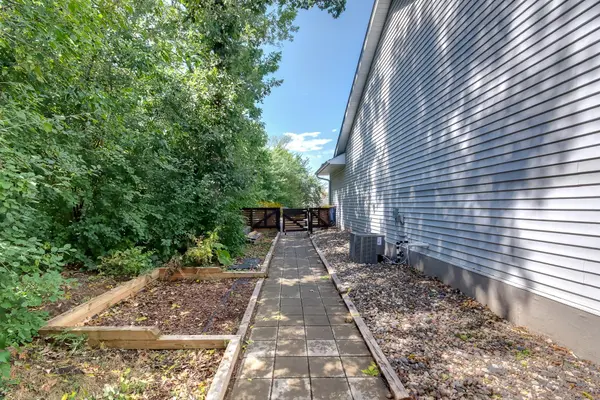 320 4th AVE NE, Lonsdale, MN 55046