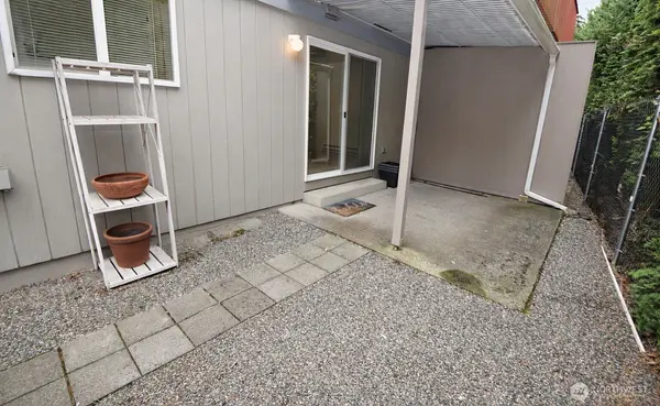 8323 Cirque DR W #2, University Place, WA 98467