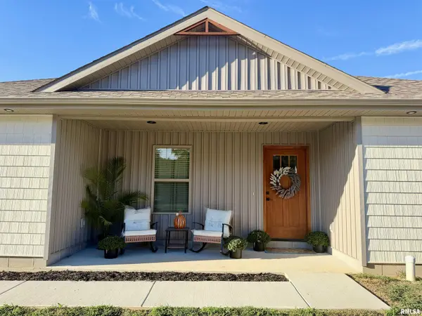 5934 CHANDLER DR, Carterville, IL 62918
