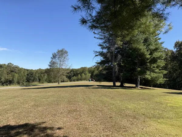 266 Kelsey Dr, Lawrenceburg, TN 38464