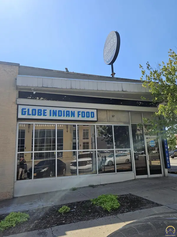 117 SE 10th Ave, Topeka, KS 66612-1187