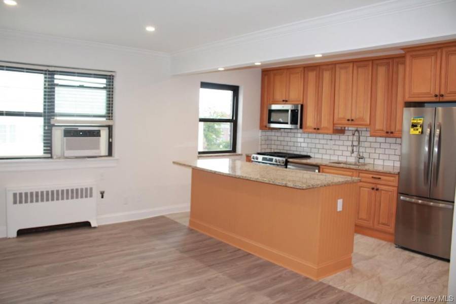 61 White Oak ST #5H, New Rochelle, NY 10801