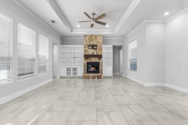 6028 Berry Ridge Lane, Joshua, TX 76058