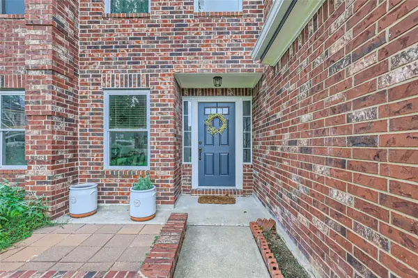 500 Hawthorne LN, Round Rock, TX 78664