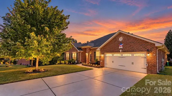 2581 Flintshire LN, Gastonia, NC 28056
