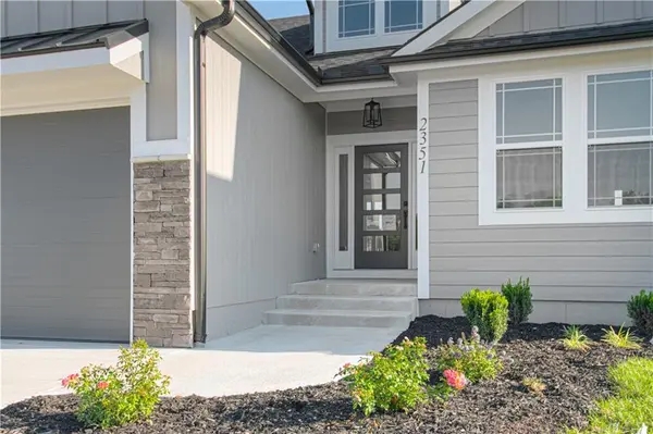 2351 Foxtail DR, Kearney, MO 64060