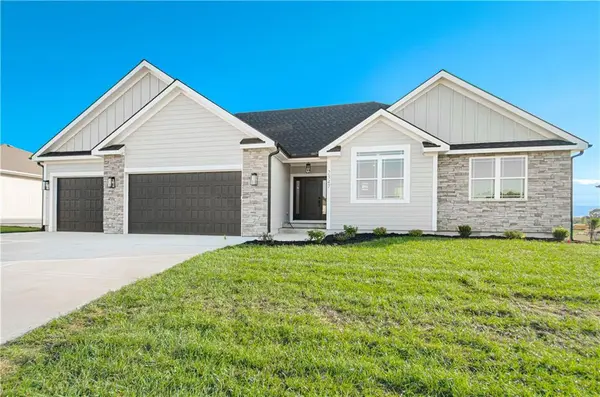 2347 Foxtail DR, Kearney, MO 64060