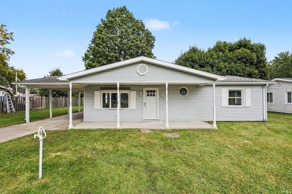 708 W Superior ST, Osceola, IN 46561-2660