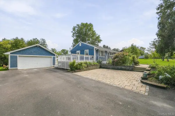 112 Lippincott RD, Wallkill, NY 12589