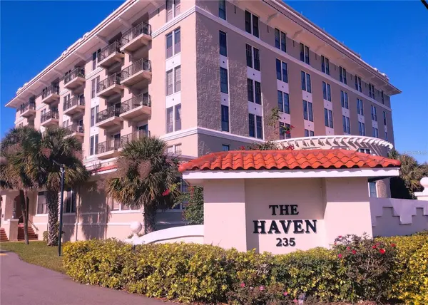 235 6TH ST NW #303, Winter Haven, FL 33881