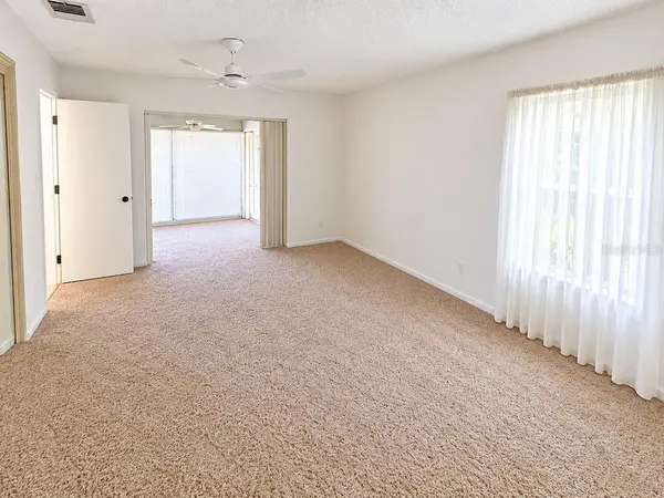 2942 MACALPIN DR W, Palm Harbor, FL 34684