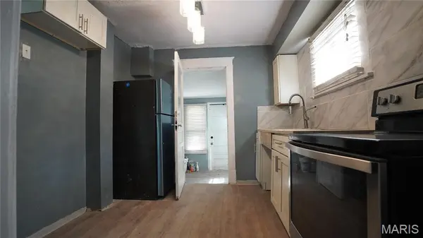 5464 Helen AVE, St Louis, MO 63136