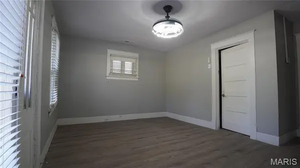 5464 Helen AVE, St Louis, MO 63136